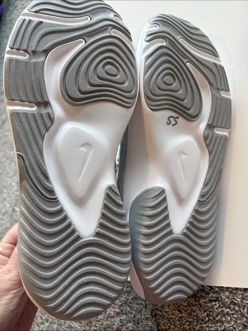 NWT Nike Women’s 12 Legend Essential 3 Next Nature Training Shoes Sneakers
